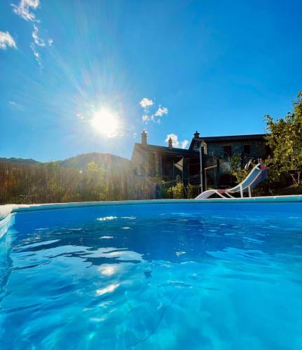 Piscina - Casa Rural Fuertes